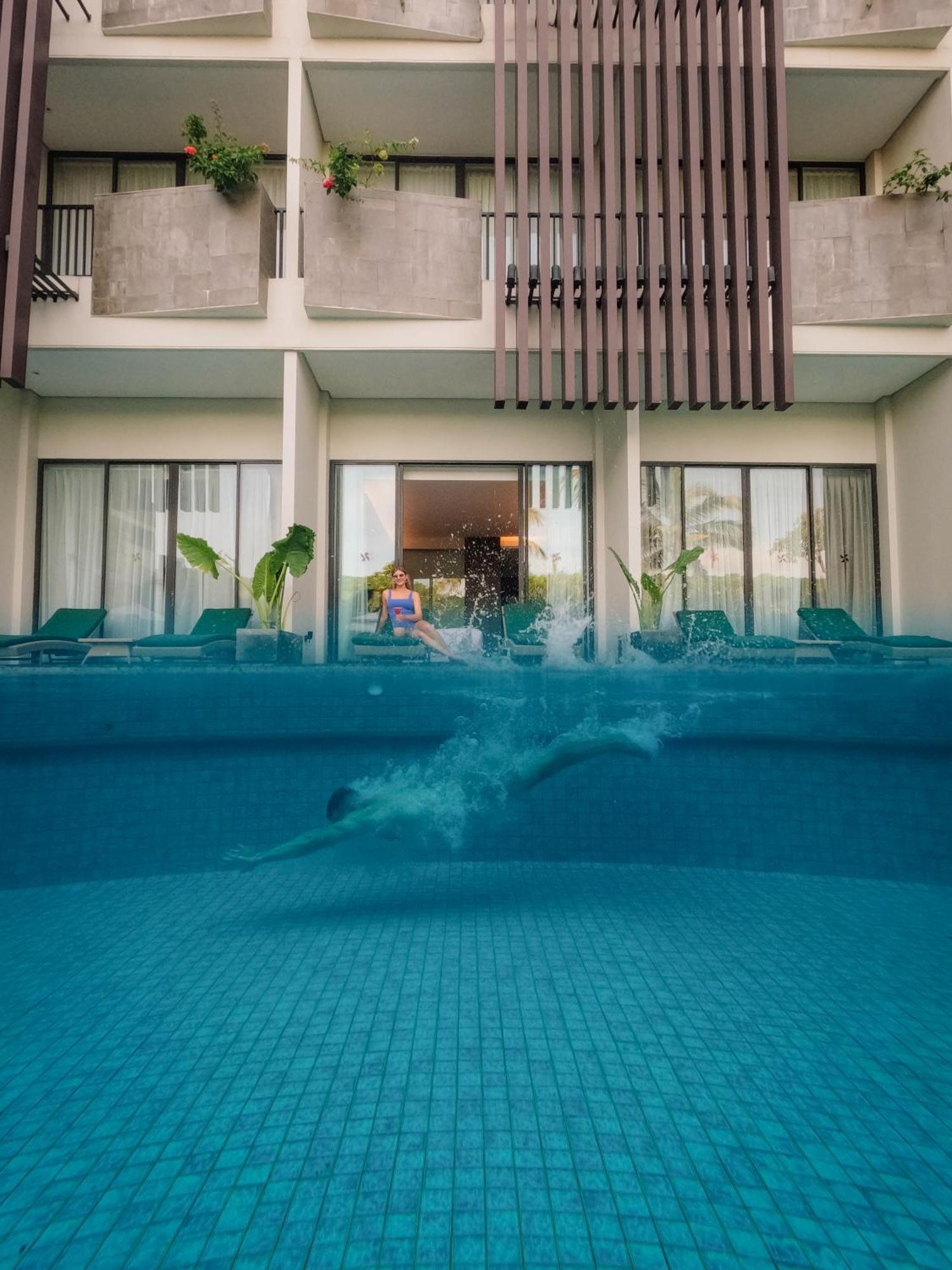 Deluxe Double Room Pool Access