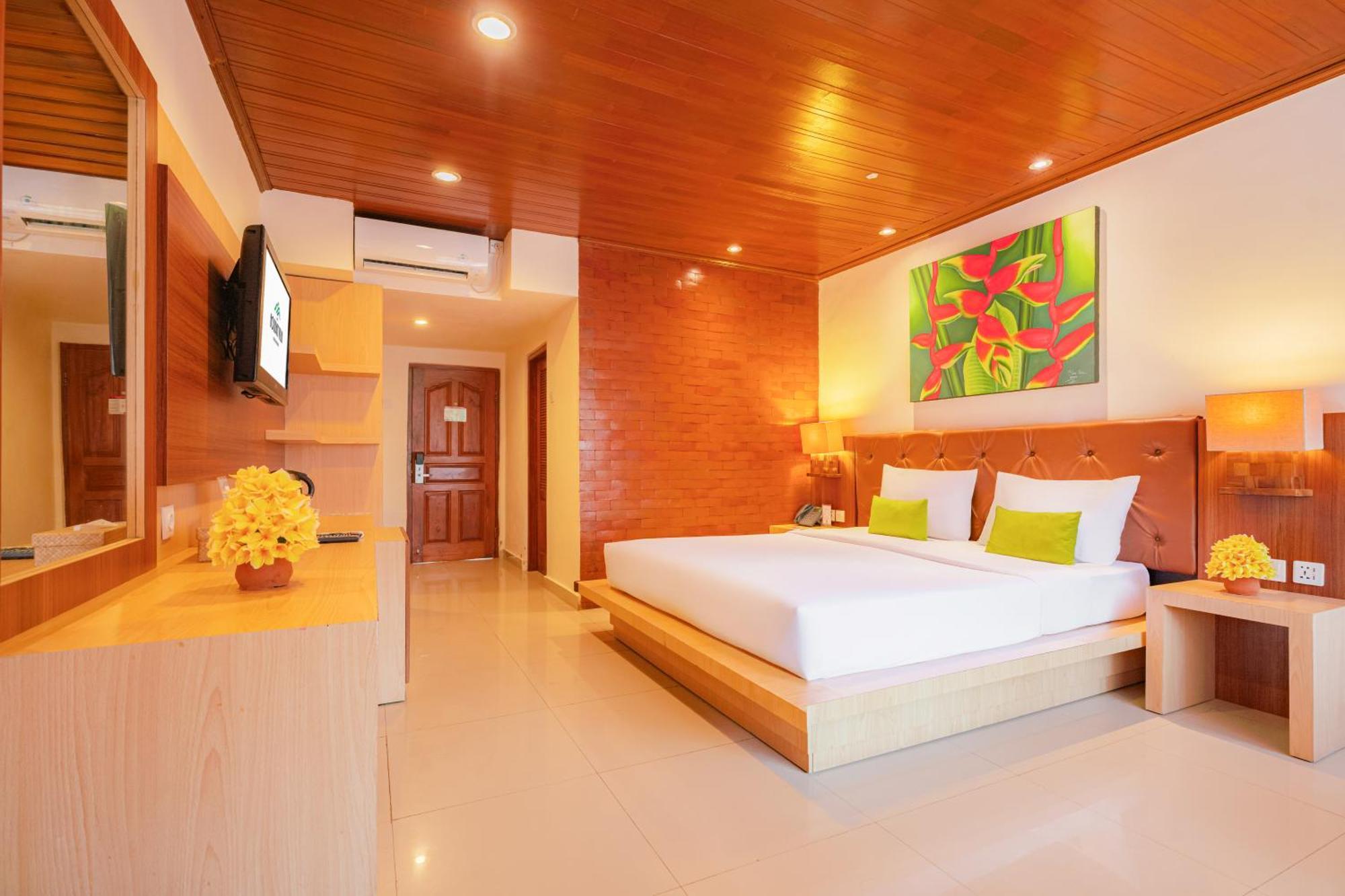 Deluxe Double or Twin Room with Pool View and Special Benefit