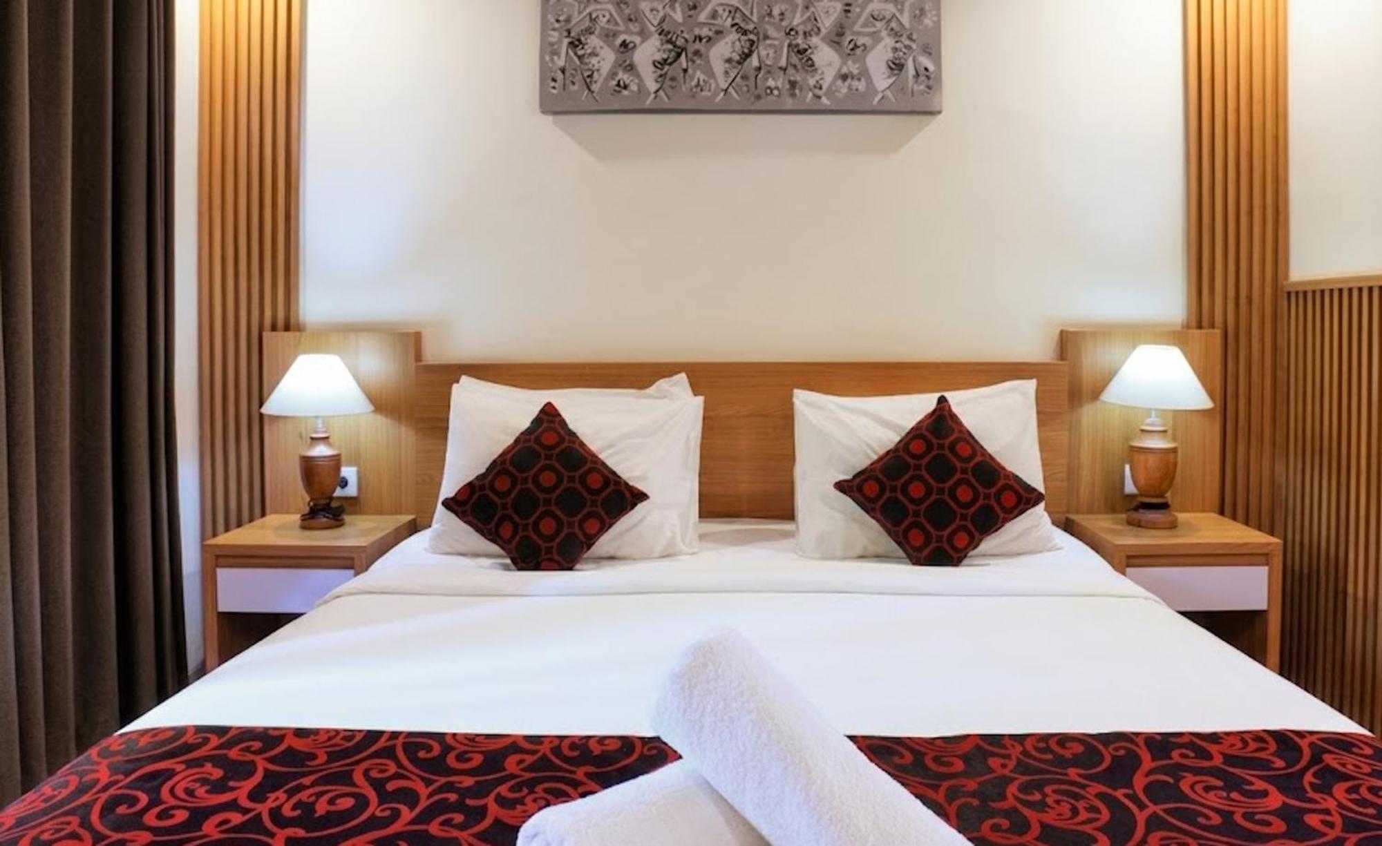 Deluxe Double Room Pool Access Garden View