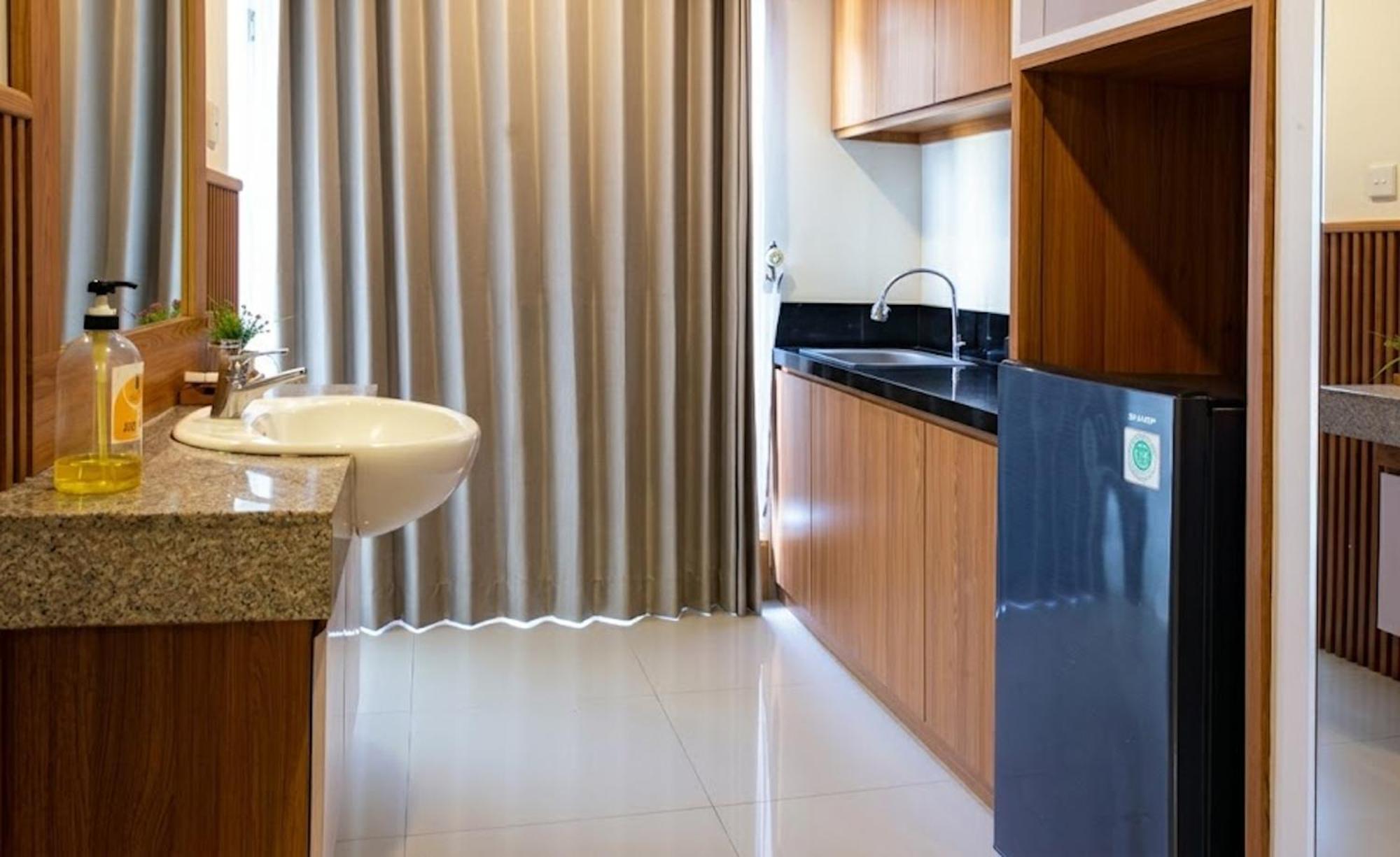 Deluxe Double Room Pool Access Garden View