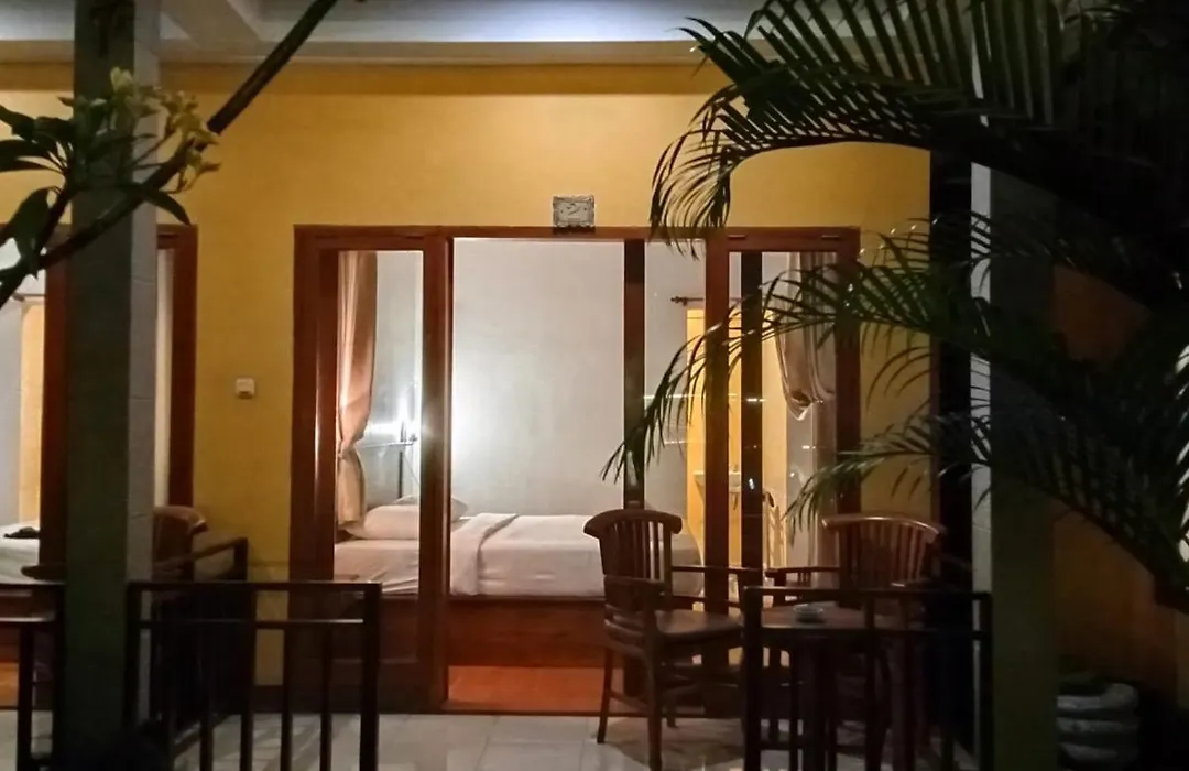 Yellow Bridge Guest House-1