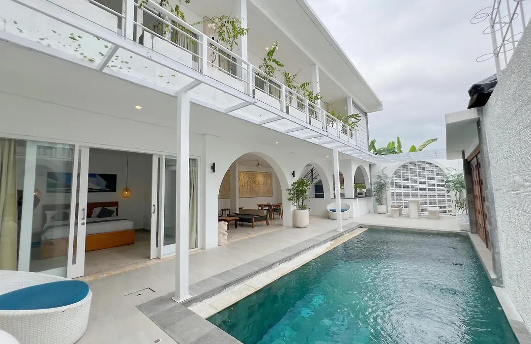 Apple Villas & Apartments, Close To Canggu & Seminyak-1