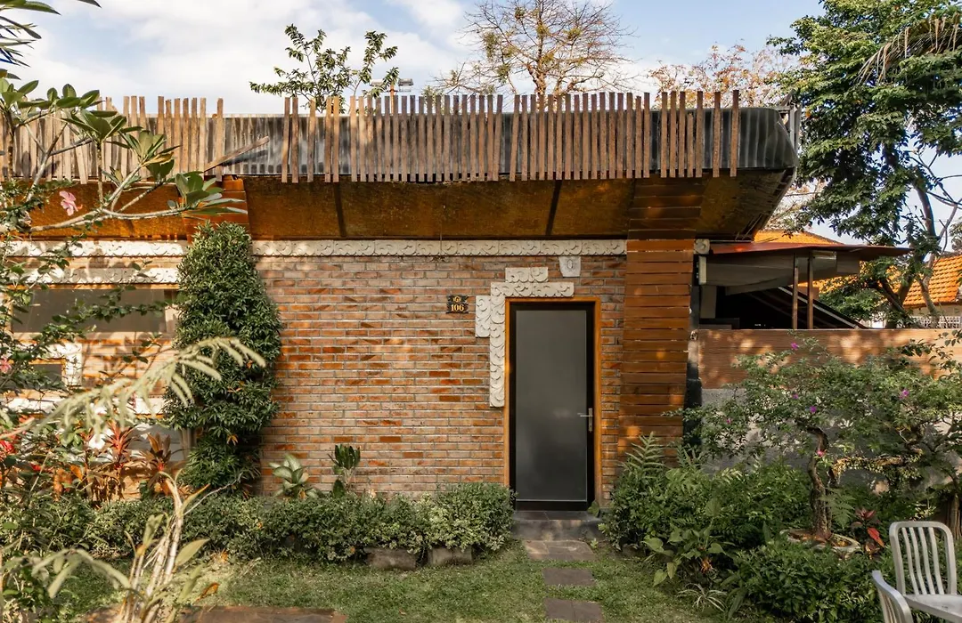 Vande Guest House-1