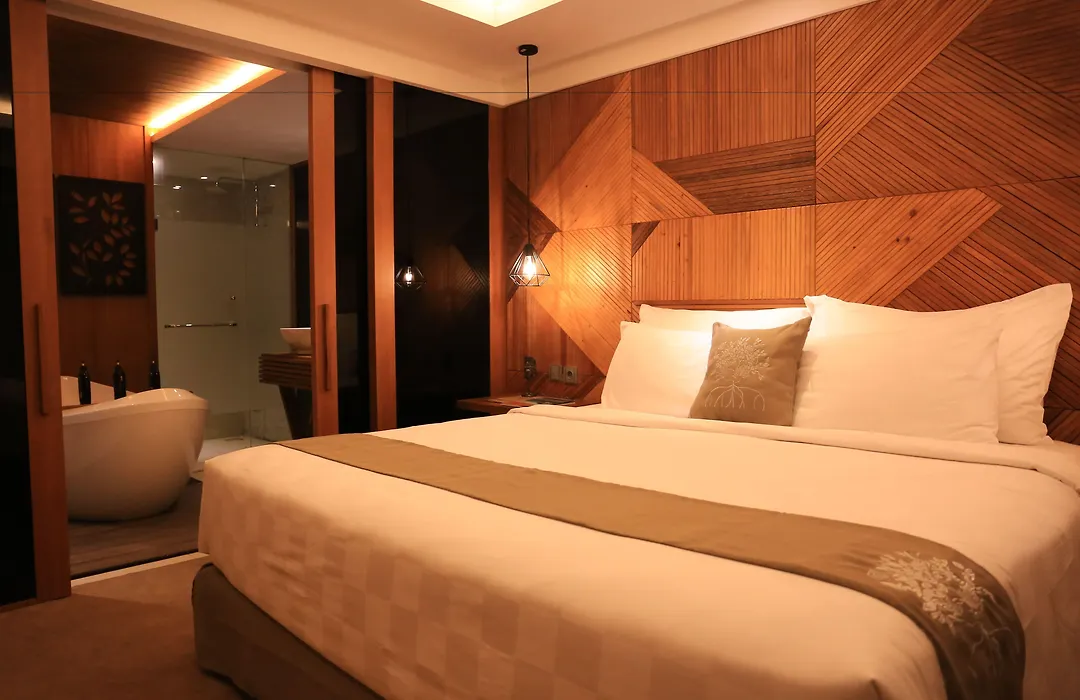 The Crystal Luxury Bay Resort Nusa Dua-1