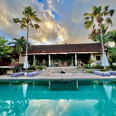 Villa Anjing-2