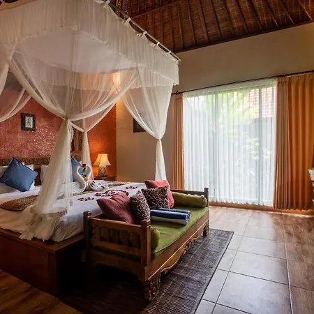 Bunut Garden Luxury Private Villa-3
