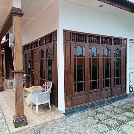 Urban Jungle House Bali-2