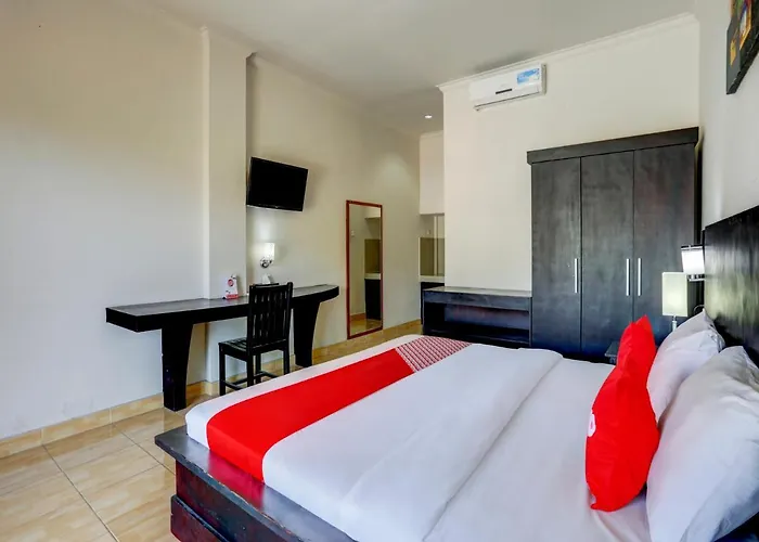Oyo 3950 The Ratna Hotel クタ