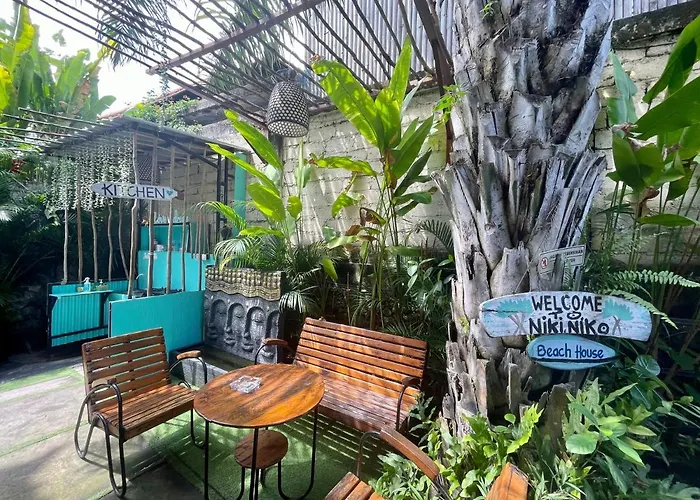 Nikiniko Beach House By Lolavillas - 100Mts To The Beach Canggu 