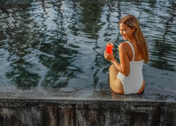 Resorts près de Matahari beach