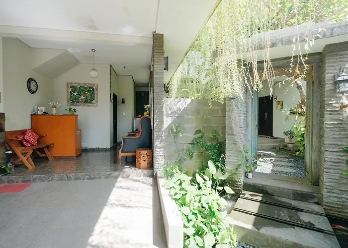 D'Tamblingan Guest House At Taman Griya Jimbaran Redpartner - Minimum Stay 30 Nights