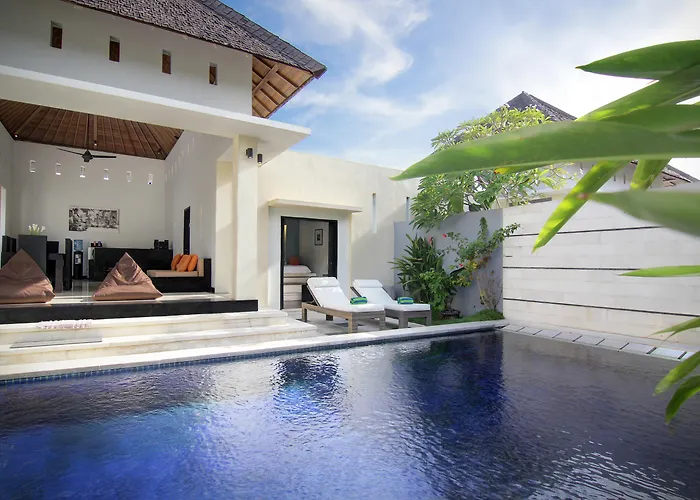 The Seminyak Suite Private Villa クタ