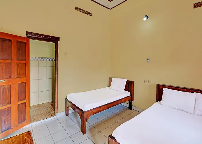 Oyo 91208 Suana Guest House ウブド