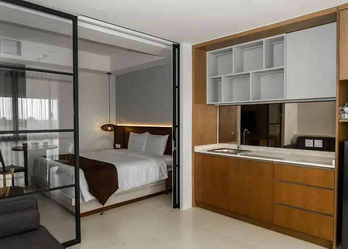 Tanjung Benoa Holiday Suitesヌサドゥア