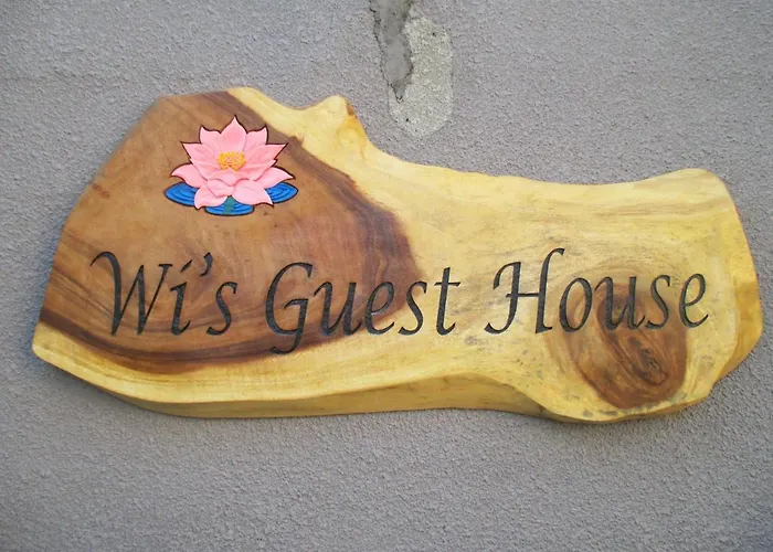 Wi'S Guesthouse サヌール