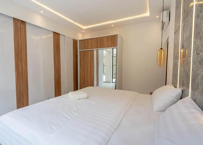 The Lavana New York Seminyak Loft 360