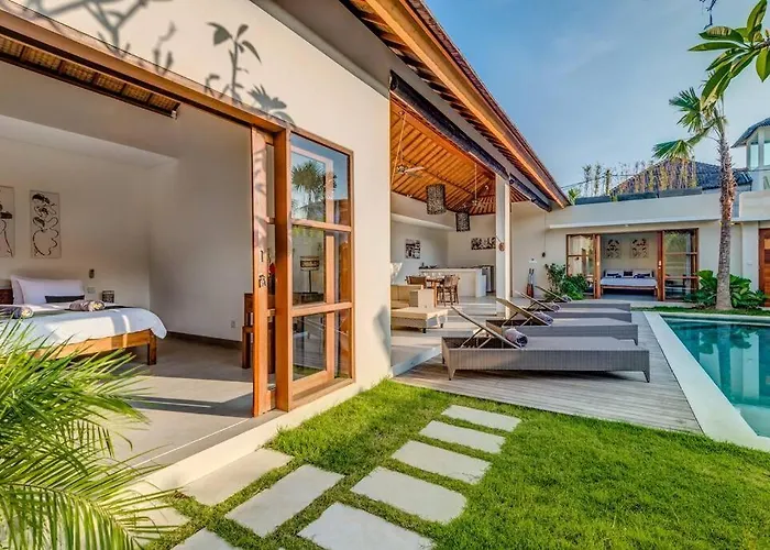Echo Beach Villa And Apartment Canggu mit Pool