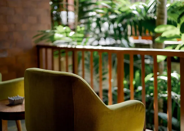 Fourteen Roses Boutique Hotel, Kuta Legian 