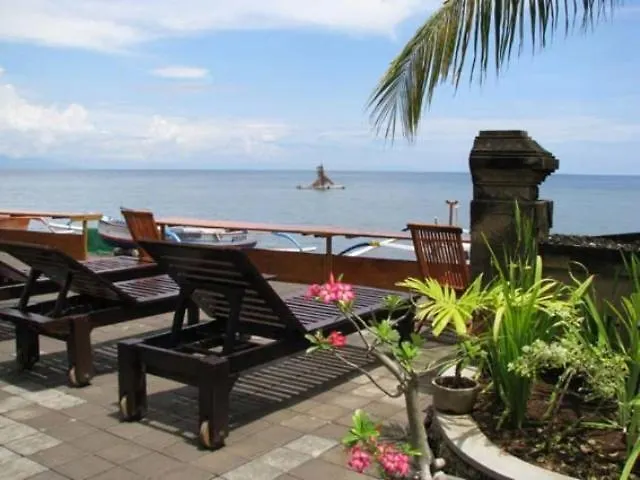 Mandhara Chico Bungalow Lovina