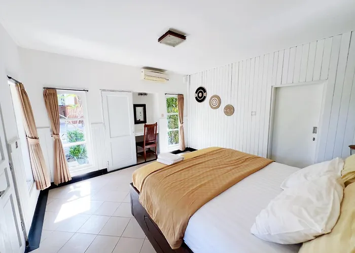 Puri Nusa Beach Hotel Nusa Lembongan