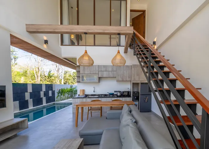 The Tempekan Heritage Uluwatu  - 4 star Hotel