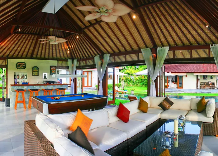 Villa Kaba Kaba Resort Canggu con Piscina