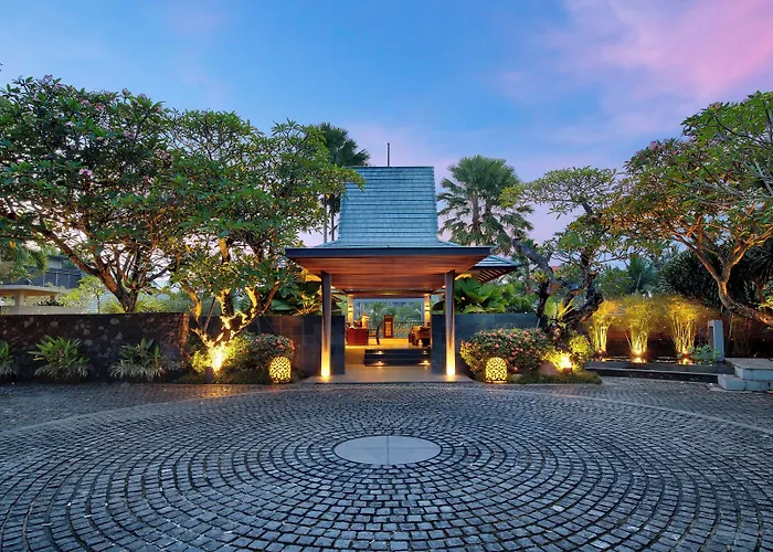 Royal Kamuela Villas & Suites At Monkey Forest Ubud - Adult Only