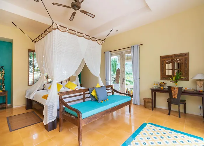 Surya Shanti Villa Sidemen