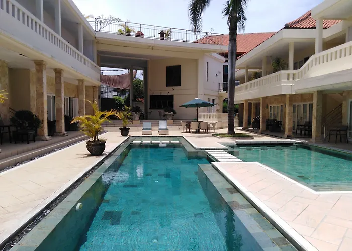 Bali Court Hotel & Apartment Legian