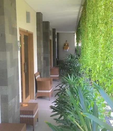 Hotel Kubu Carik Legian