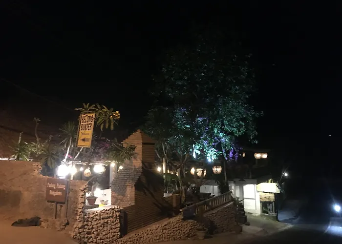 Padang Padang Breeze Hotel Uluwatu 