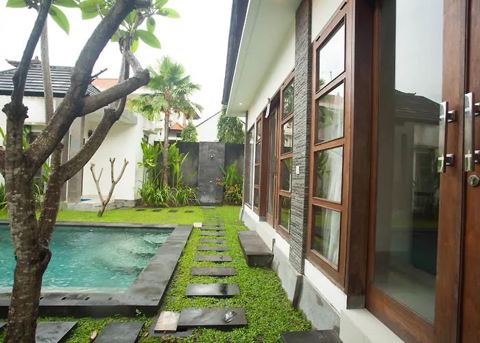 Kusuma Villas ケロボカン