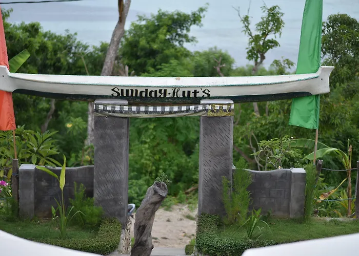 Sunday Huts Lembongan Hotel