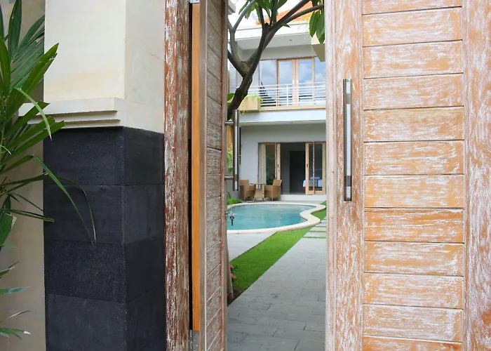 ホテル Rusty Seminyak