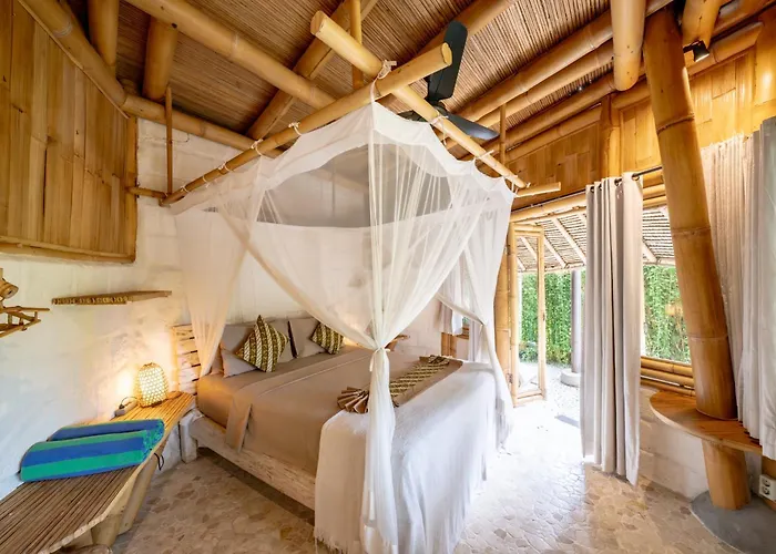 Le Bamboo Bali Villa Uluwatu  with Pool