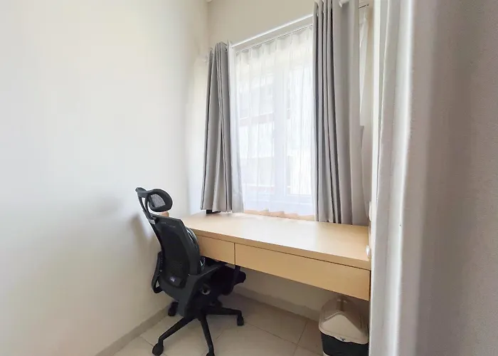 Bali Bustle Sunset Coliving And Coworking Space Legian 