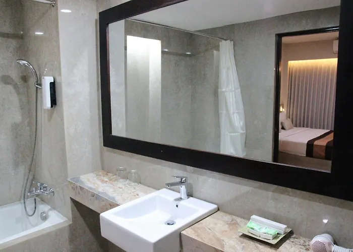 Grand Santhi Hotel Denpasar 