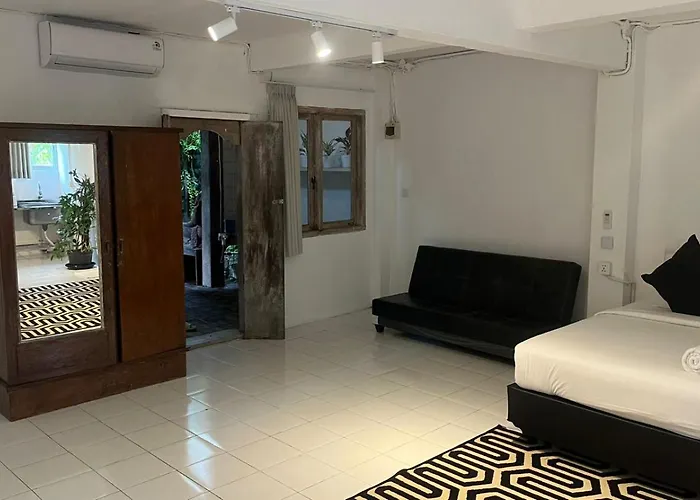 Kampoeng Saya Hotel Seminyak