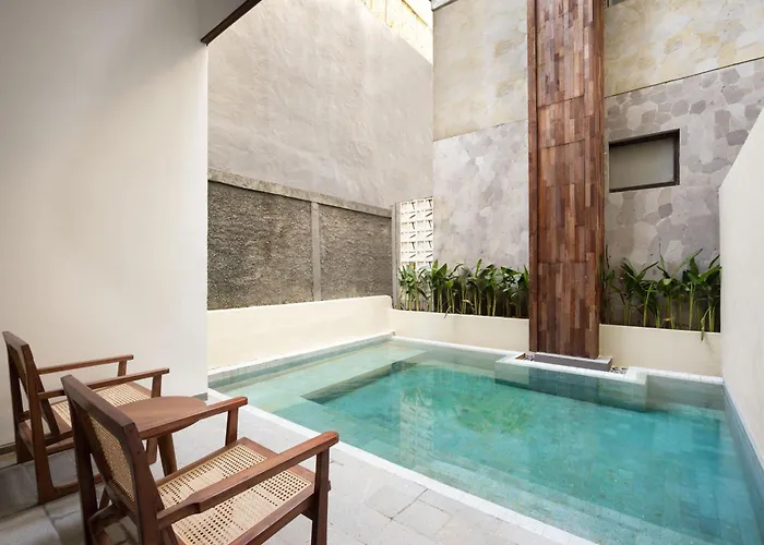 Dialoog Seminyak Hotel