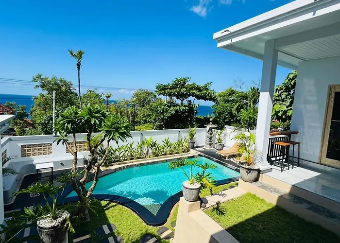 Coral Bay Bungalows Amed