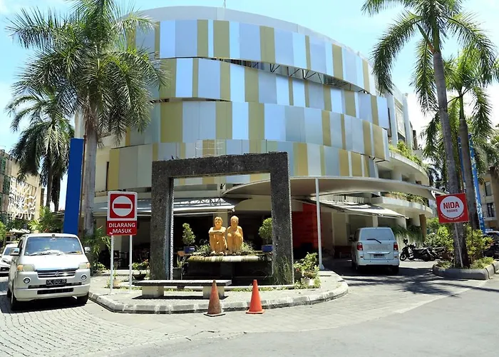 Reddoorz @ Istana Kuta Galeria