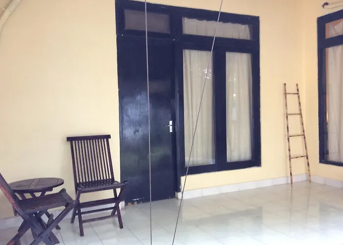 Bali Guest Villas レギャン
