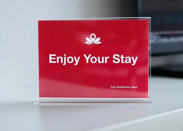 Zen Rooms Saridewi スミニャック