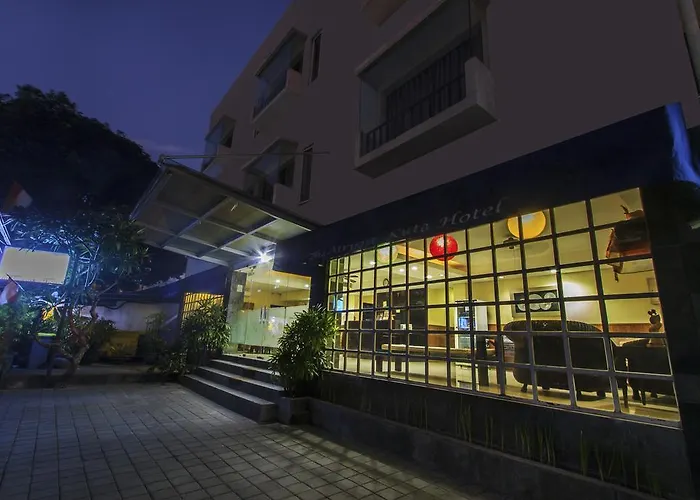 Airport Kuta Hotel And Residences トゥバン