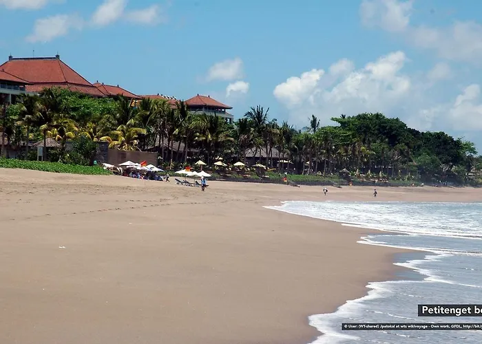Zen Rooms Seminyak Kayu Jati