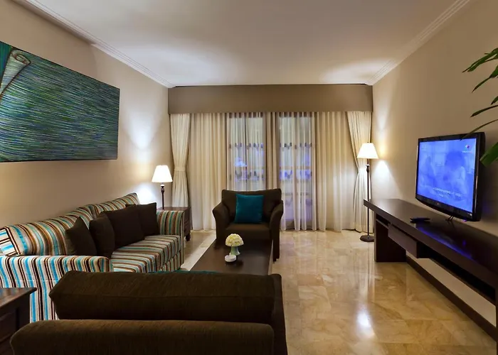 White Rose Kuta Resort, Villas & Spa レギャン