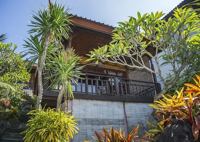 Oka 7 Bungalow Nusa Lembongan 
