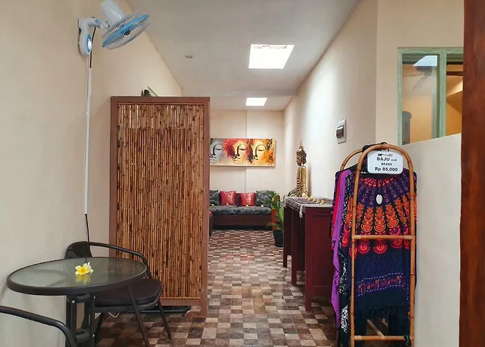 ホテル Puri Dedari Sanur