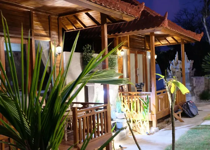 221 House Hotel Nusa Lembongan 