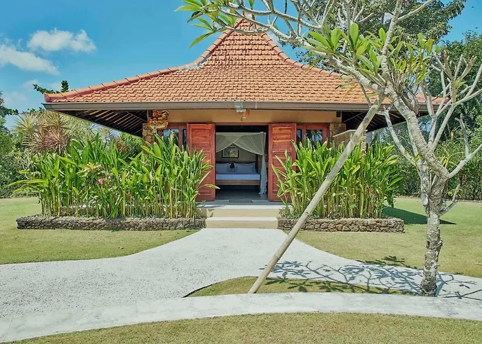Three Monkeys Villas Pecatu 